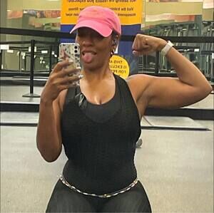 Meet your Posher, Amayou